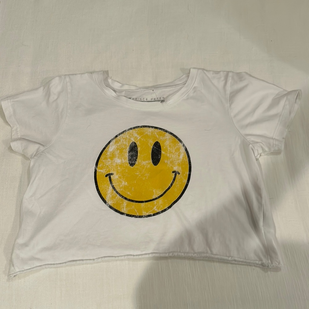 White, smiley face, cropped  t-shirt
